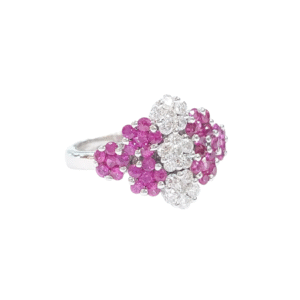 Anello con rubini e brillanti