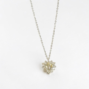 Collana e pendente con brillanti